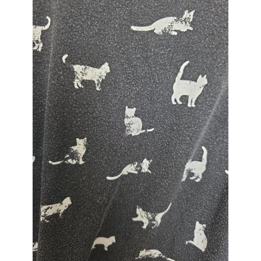Black Tank Top With Cats - Picture 2 of 4